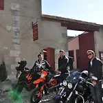 La Maison Du De Conde Charroux-dʼAllier