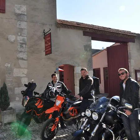 La Maison Du De Conde Charroux-d'Allier