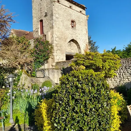 La Maison Du De Condé Pensión Charroux-dʼAllier