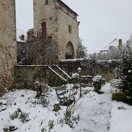 La Maison Du De Condé * Charroux-dʼAllier