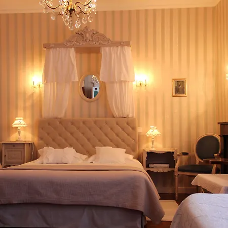 La Maison Du De Conde Guest house Charroux-d'Allier