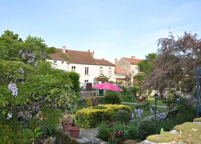 La Maison Du De Conde 4*