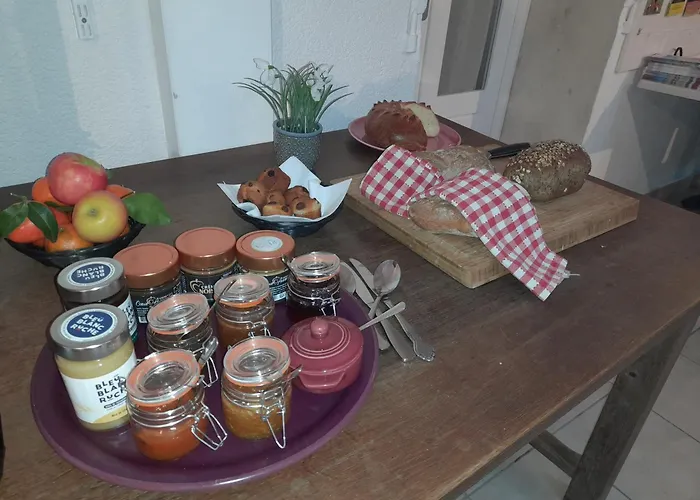 La Maison Du De Conde Charroux-dʼAllier