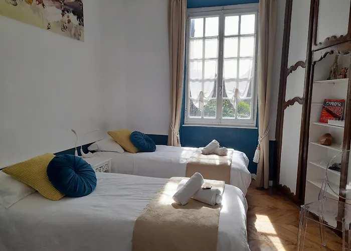 La Maison Du De Conde Casa de hóspedes Charroux-dʼAllier