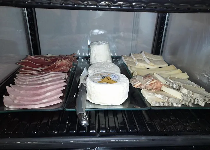 La Maison Du De Conde Casa de hóspedes Charroux-dʼAllier