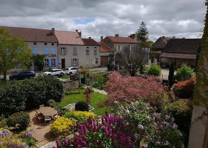 La Maison Du De Conde 4*