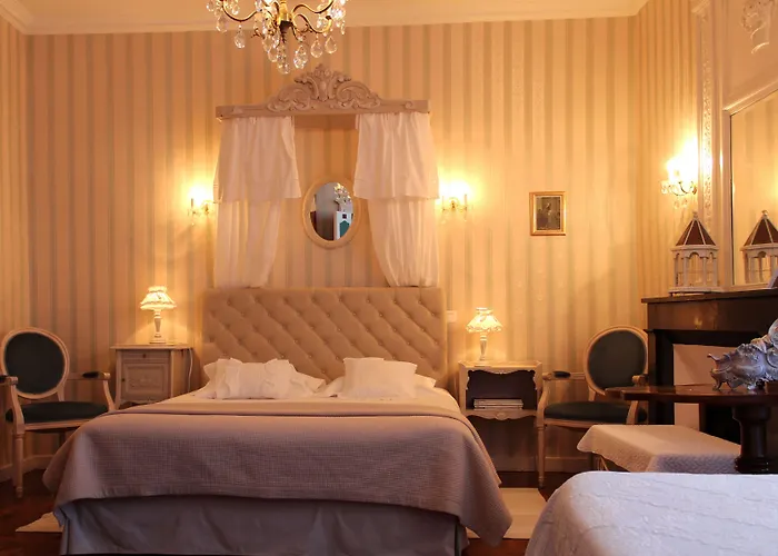 La Maison Du De Conde Casa de hóspedes Charroux-dʼAllier