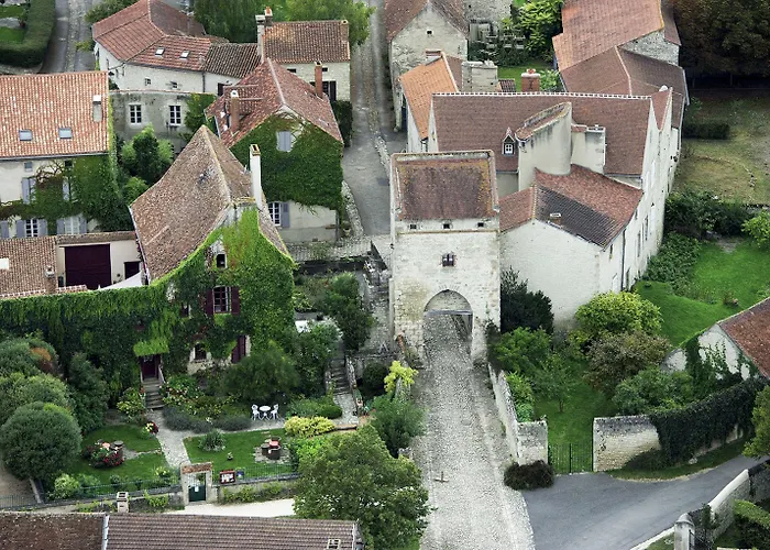 La Maison Du De Conde Charroux-dʼAllier