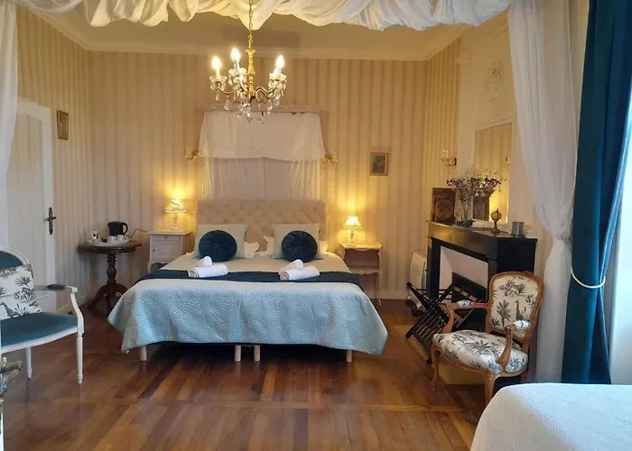 La Maison Du De Conde Charroux-dʼAllier